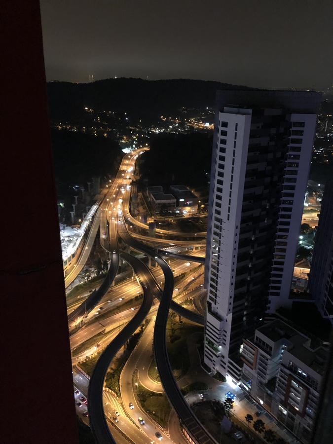 Empire Damansara Residence Suites Petaling Jaya Exterior photo