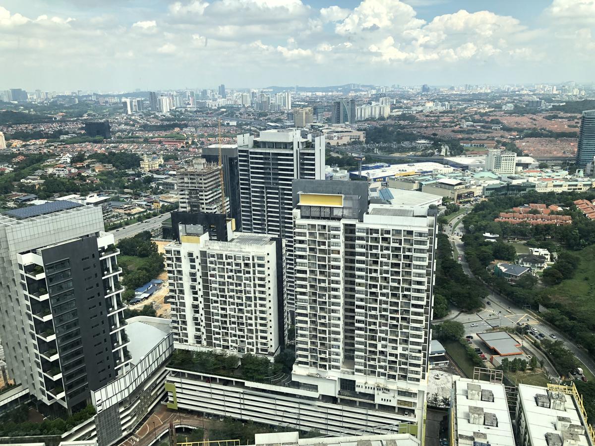 Empire Damansara Residence Suites Petaling Jaya Exterior photo